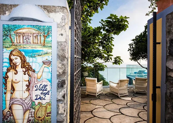 Elegant In With Private Pool * Позитано