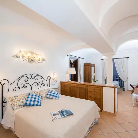 Villa Elegant In With Private Pool