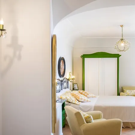 Elegant In With Private Pool *