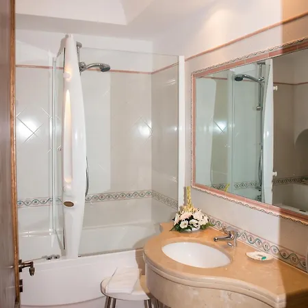 Elegant In With Private Pool Villa *