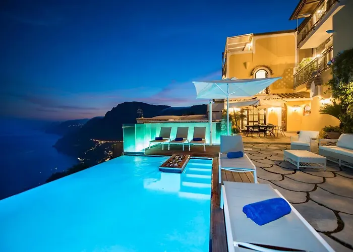 Elegant In With Private Pool