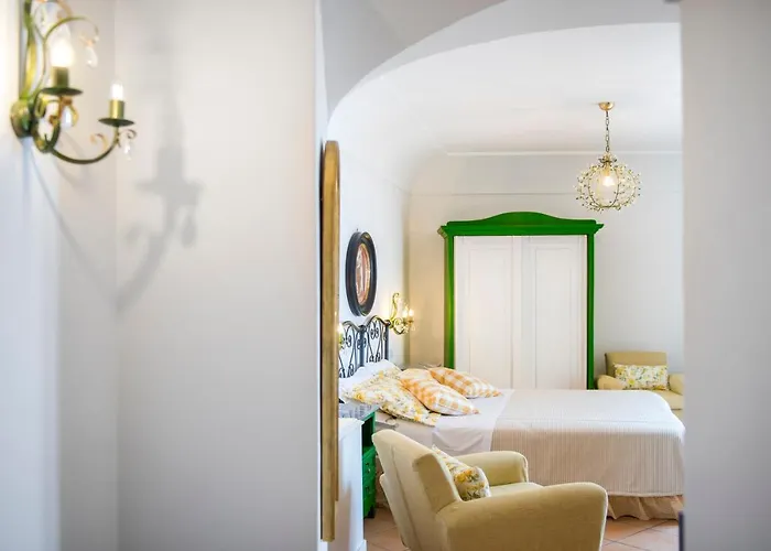 Elegant In With Private Pool Villa Positano